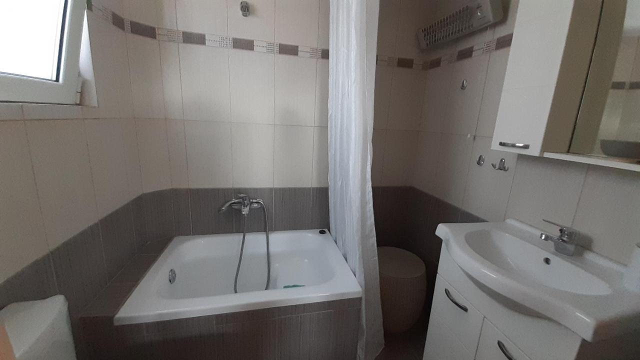 Studio Anlia Apartment Nea Makri Exterior photo